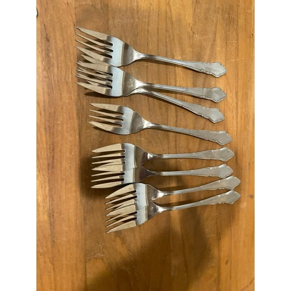 Towle Supreme Cutlery - 38-Piece Stainless Flatware Set